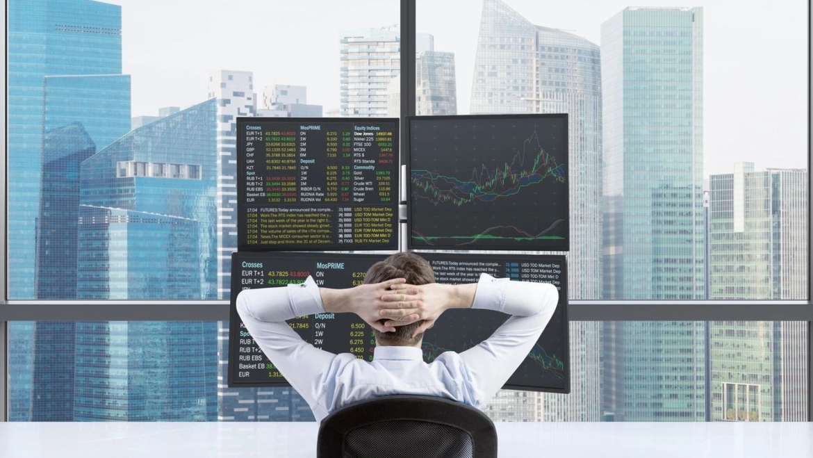 From Data Chaos to Clarity: Unlocking Group Reporting with Data Products