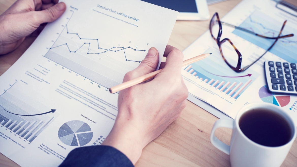 Bridging Flexibility and Governance in Modern Planning & Reporting